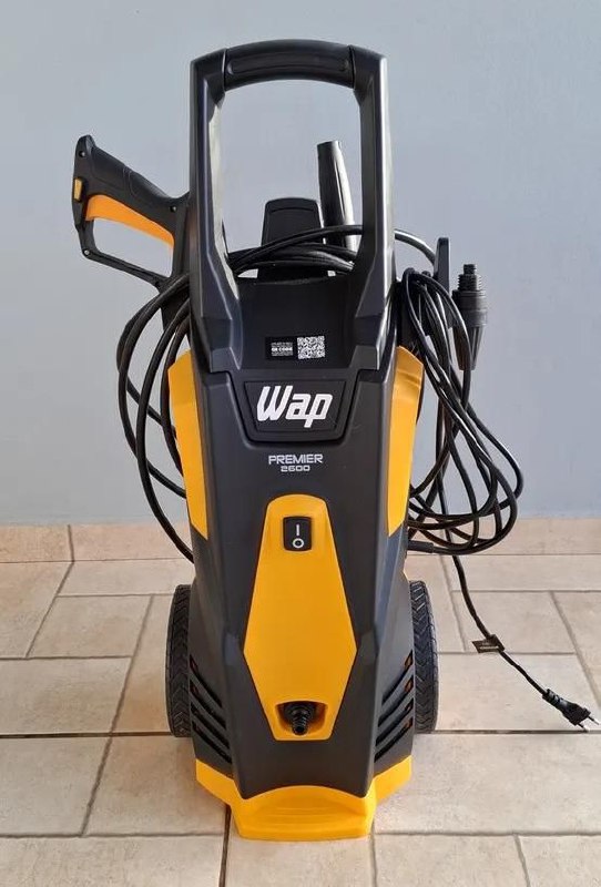 Lavadora De Alta Pressão Wap Premier 2600 1800w 2000 Psi Com Aplicador De Detergente