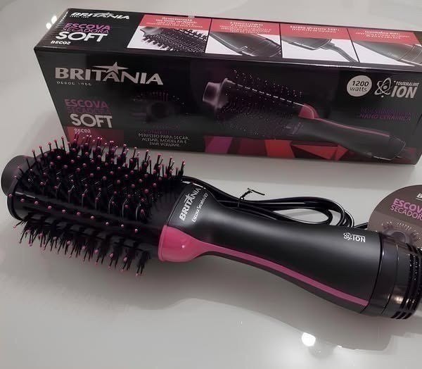 Britânia Escova Secadora Bec02pr 4 Em 1 1300w Cor Preto E Rosa Preto Com Rosa 127/220v