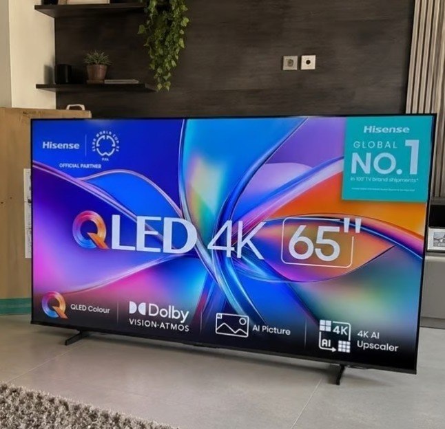 Smart TV 65" QLED Hisense 4K UHD Wi-Fi Bluetooth HDMI USB VIDAA Alexa built in AI-IN Assistente Virtual Comando de Voz