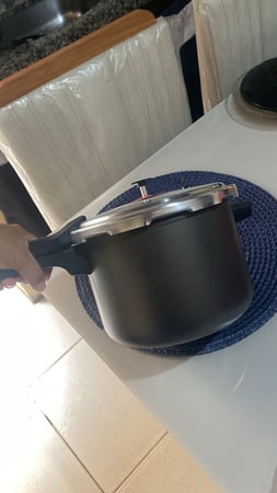 Panela de Pressão Panelux 4,5L Cereja Fechamento Externo Magnific