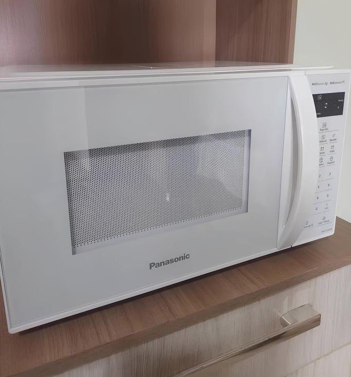 Panasonic Micro-ondas 21L Branco 127v NN-ST25LWRU