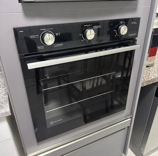 Forno de Embutir Elétrico Electrolux 80L Efficient com PerfectCook - 220v