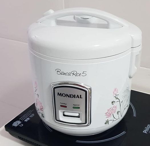 Panela de Arroz Elétrica Mondial Bianca Rice 5 Xícaras 400W - 110v