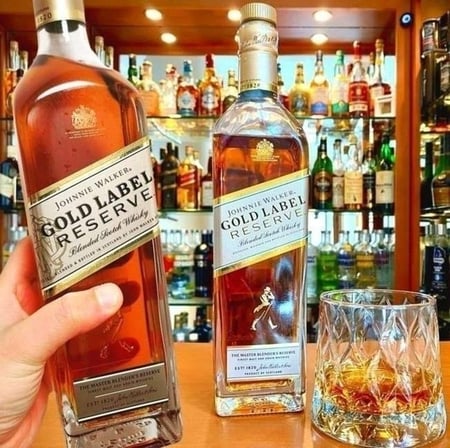 Whisky Johnnie Walker Gold Label 750ml