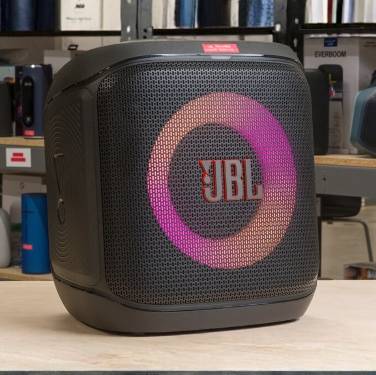 Caixa de Som Bluetooth JBL Partybox Encore Essential 2