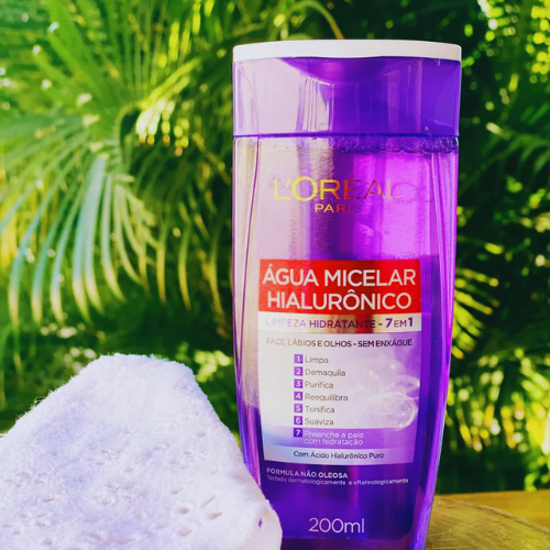 Água Micelar: Limpeza Refrescante e Hidratação Revitalizante"