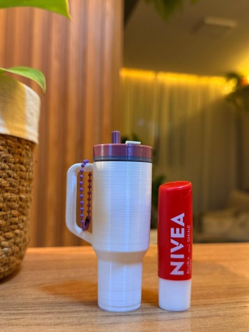 Chaveiro Mini Copo Tumblr | Porta Batom / Protetor Labial