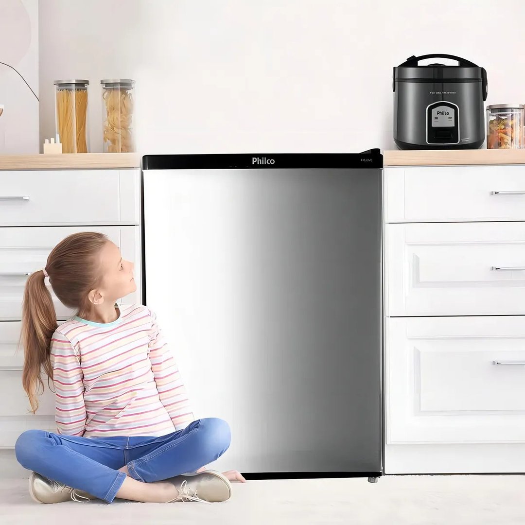 Frigobar Pfg85pl 68 Litros Platinum Philco