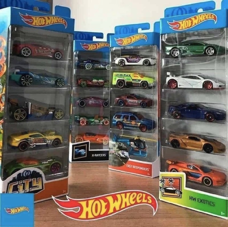 Pacote 5 Carros Sortidos, Hot Wheels, Mattel, Multicor - não é possível escolher as cores