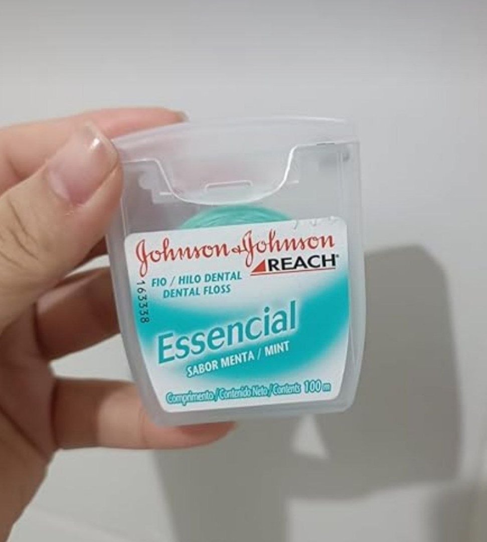 Johnson's Reach Fio Dental Essencial Menta, 100m