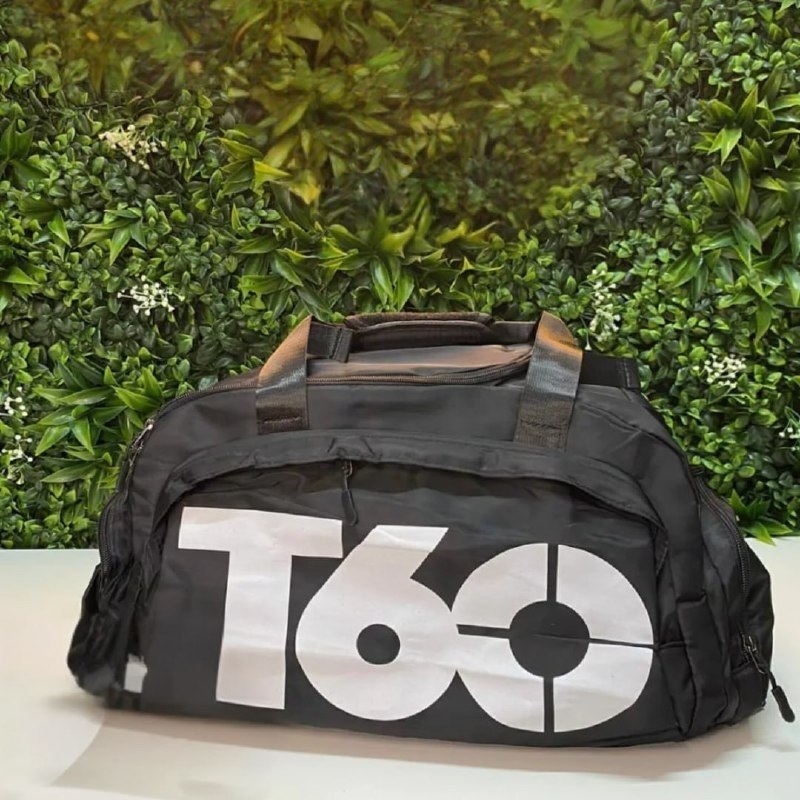 Mochila Mala T60 Para Academia Natação Camping na Cor Preta