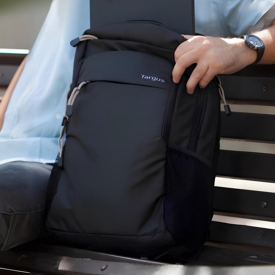 Mochila Targus Para Notebook até 15.6 Intellect Essentials Preto - TSB966