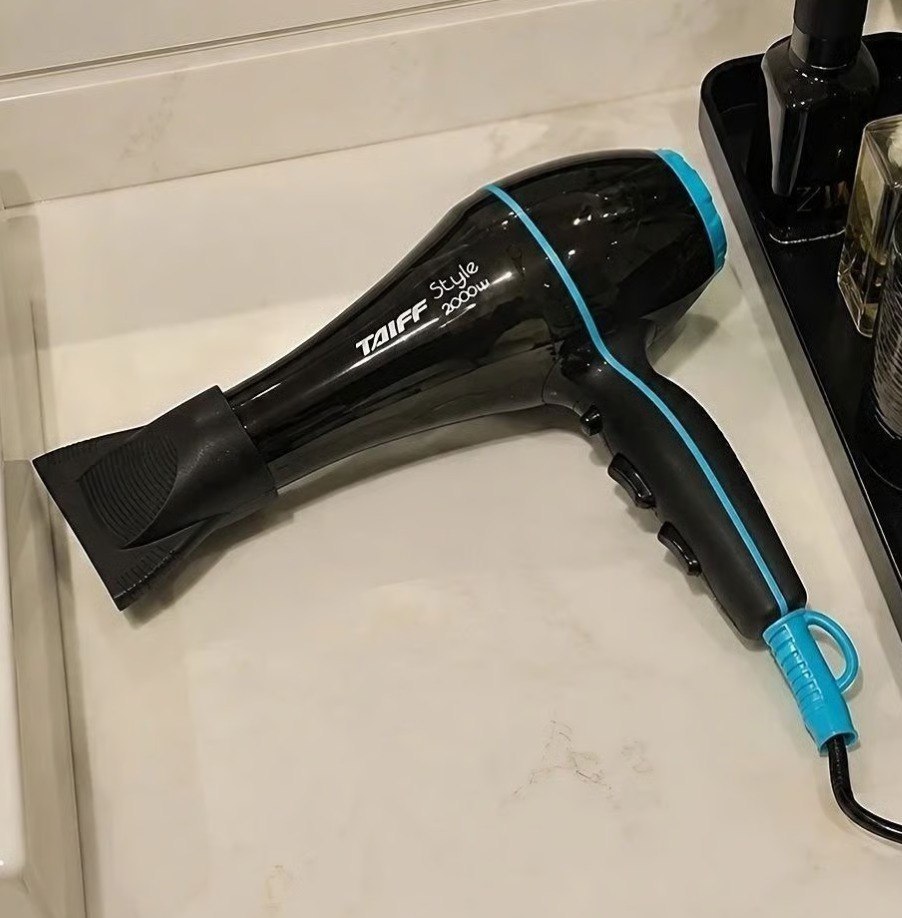 Secador de Cabelo Profissional Taiff Style Preto 2000W 2 velocidades 3 temperaturas - 110v