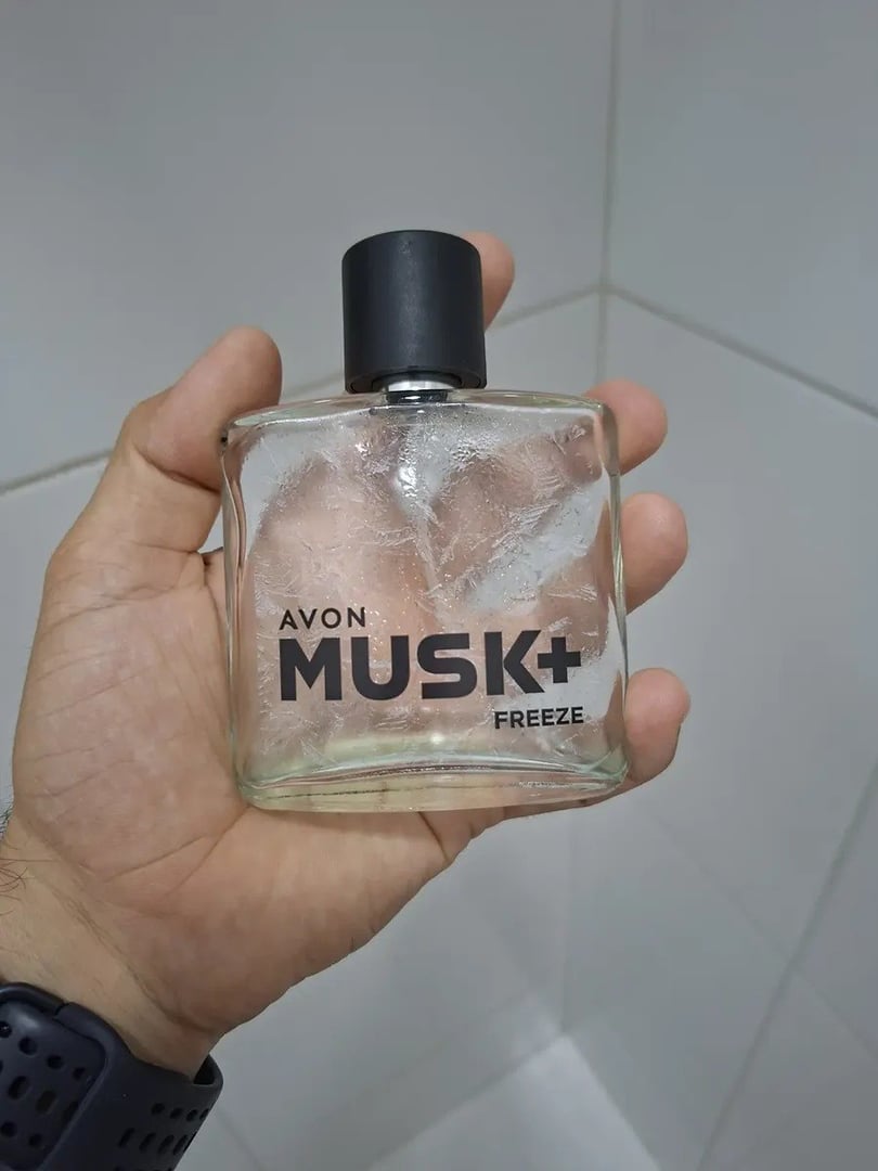 Deo Colônia Avon Musk+ Freeze 75ml