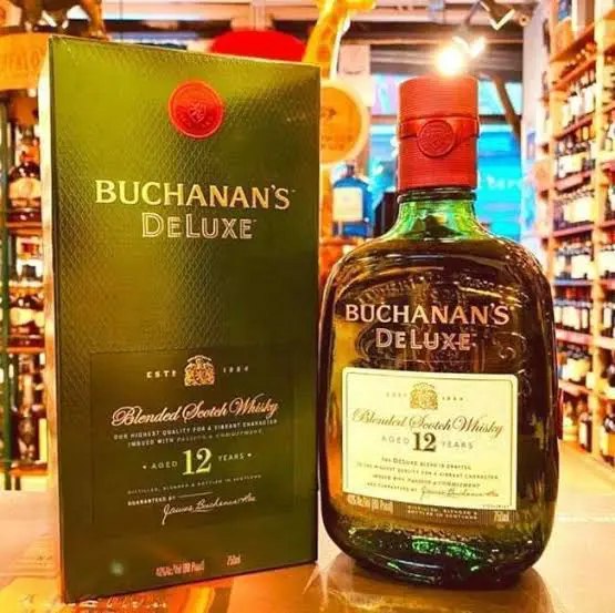 Buchanan's Whisky Escocês Blended Deluxe 12 anos - 750ml