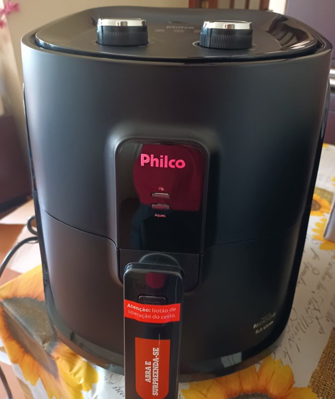 Fritadeira Air Fryer Philco Revestimento Redstone 5,5L c/ Timer - 220v