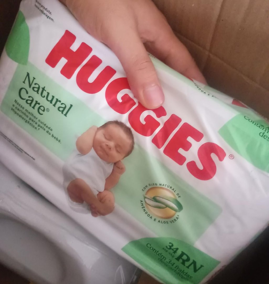 Pacote de Huggies Premium Natural Care c/ Fibras Naturais Hipoalergênico Tam. RN - 34 Unid...