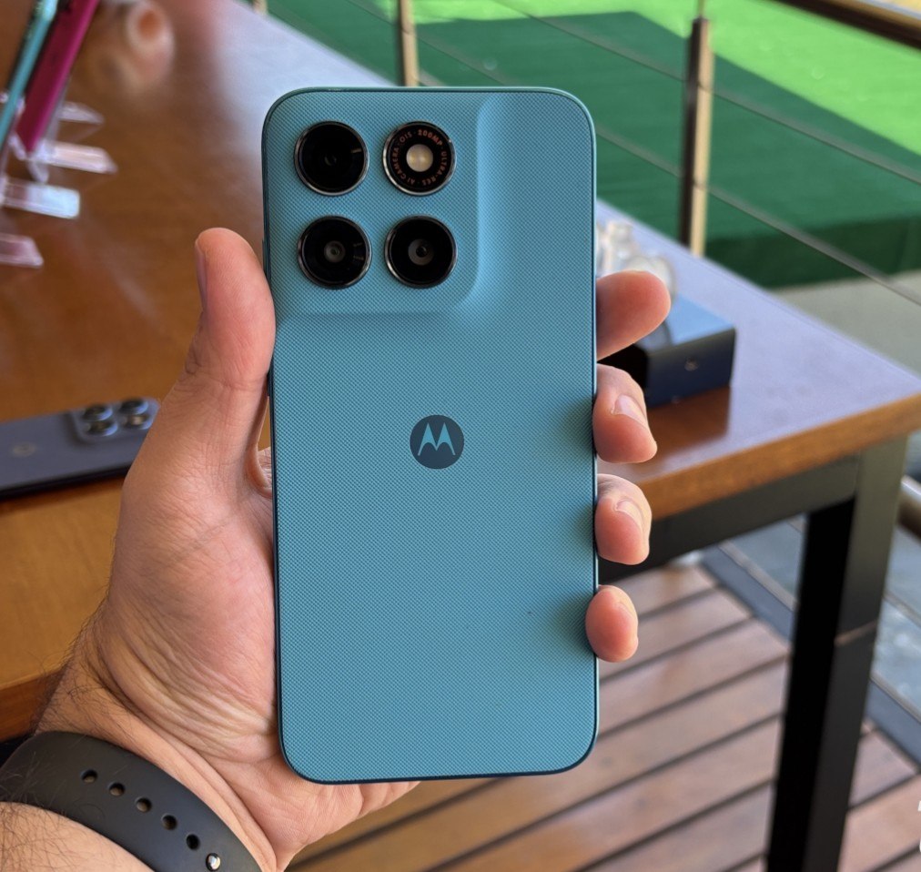 Motorola Moto G Max 256GB 5G 24GB RAM Boost Inteligente Tela 6,8" Câm. Dupla 200MP Selfie 32MP Bateria 5200mAh