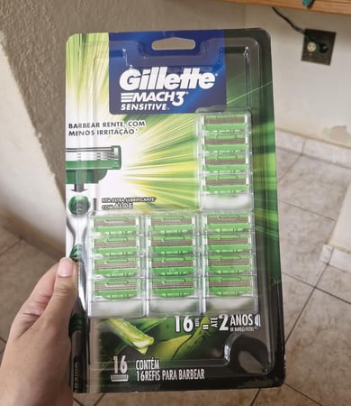 Carga para Aparelho de Barbear Gillette Mach3 Sensitive 16 unidades