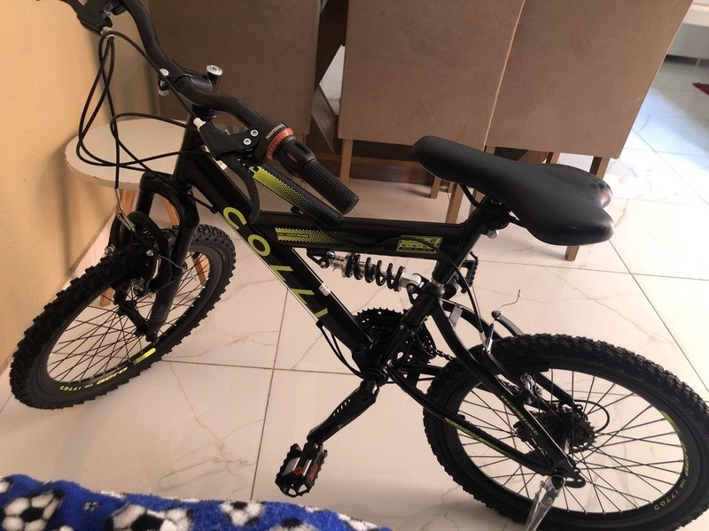 Bicicleta Aro 20" Colli GPS Freio V-Brake de Aço Carbono Suspensão Dupla