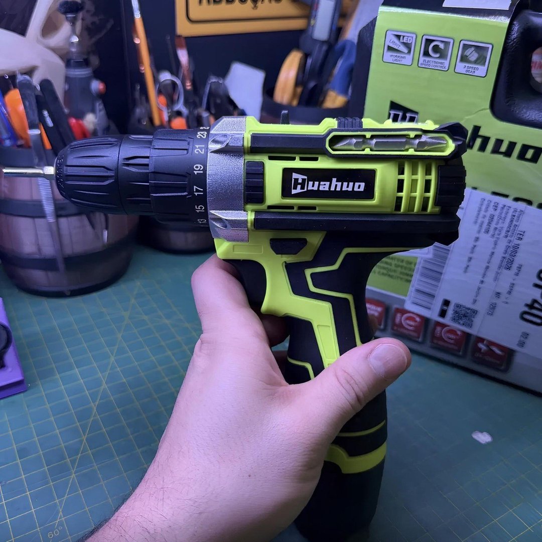 Huahuo Parafusadeira E Furadeira Eletrica - A Bateria 12v Verde 12v 50 Hz/60 Hz