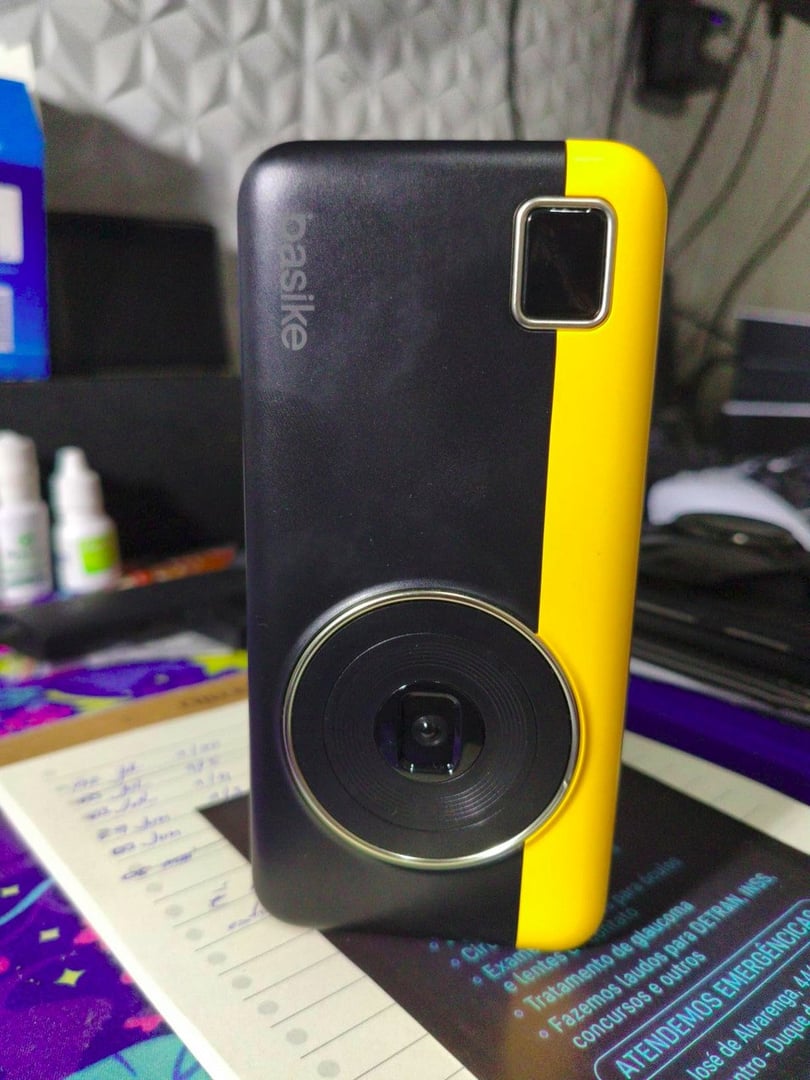 Power Bank 30000mAh, Basike Carregador Portátil com Cabo(Amarelo)