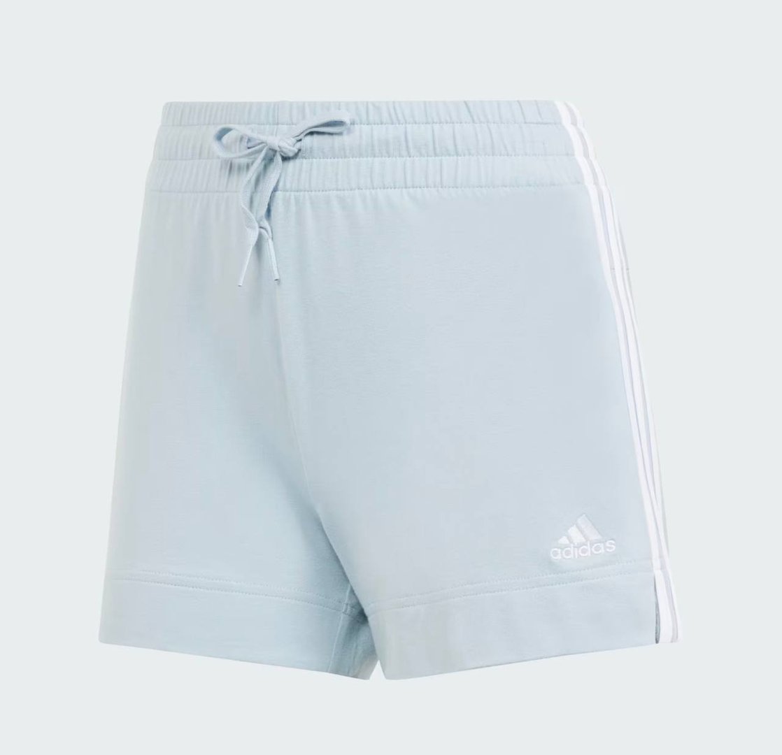 SHORTS ESSENTIALS SLIM TRÊS LISTRAS