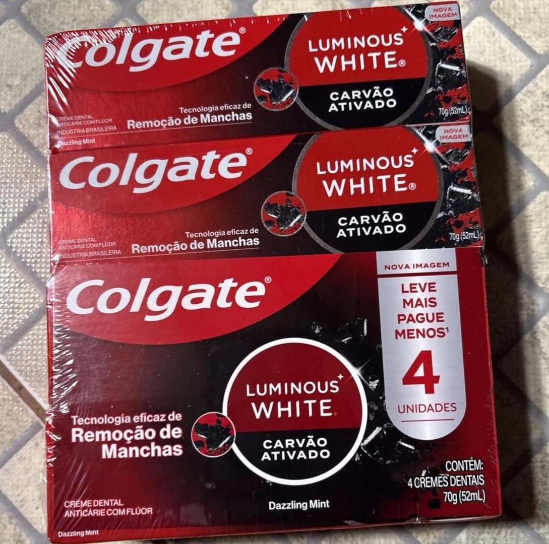 Pack 4 Colgate Creme Dental Clareador Luminous White Carvão Ativado Anticárie, Remove Manchas 70g