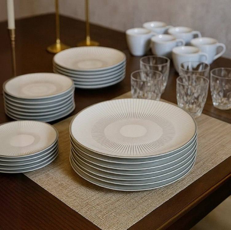 Aparelho De Jantar Tramontina Griz Porcelana Decorada 20 Peças Branco Com Cinza Liso