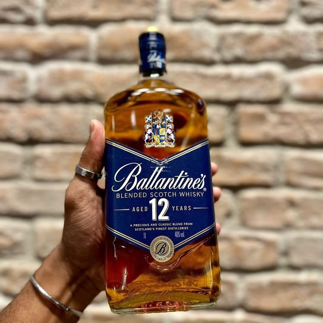Whisky Escocês Blended 10 Anos Ballantine's Garrafa 1L