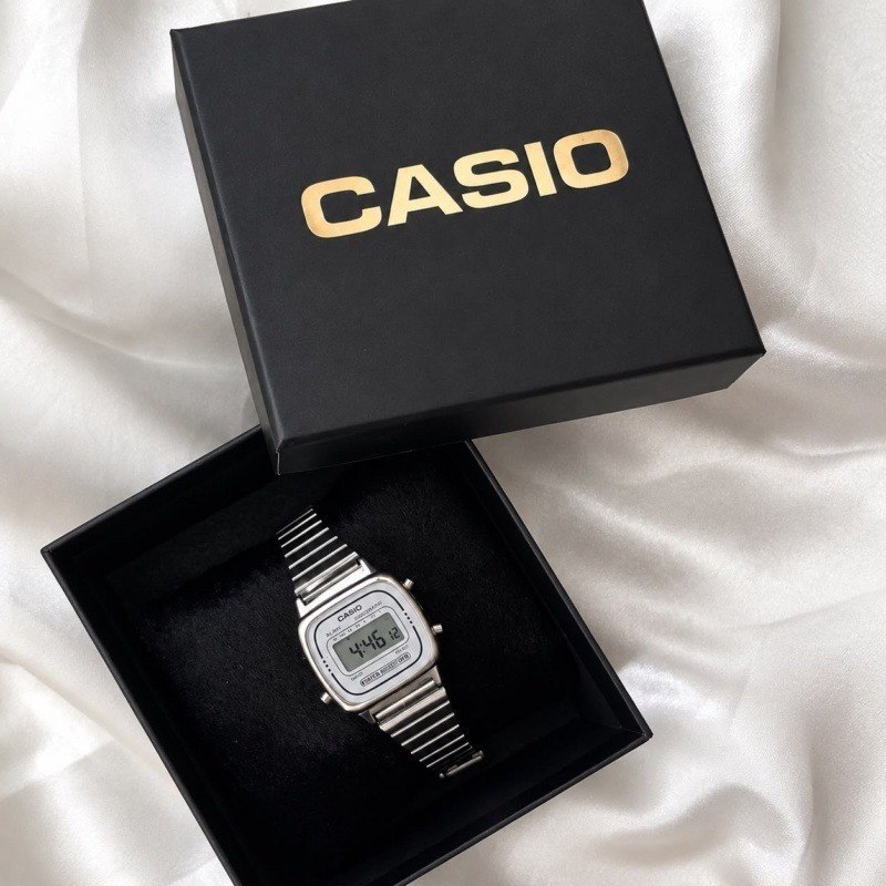 Relógio Casio Feminino Vintage Digital Mini Retrô Prata Prateado Cinza