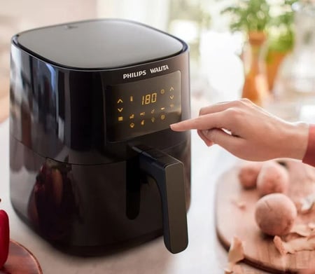 Fritadeira Airfryer Digital Philips Walita 4,1l Ri925 Cor Preto