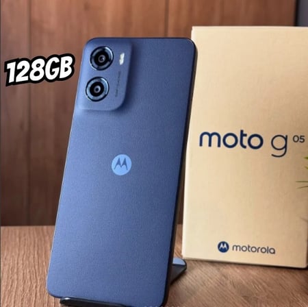 Smartphone Motorola Moto g05-128GB 12GB (4GB RAM + 8GB Ram Boost) e Camera 50MP com AI Bat...