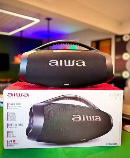 Caixa De Som Boombox Plus Aiwa Bbs-01-b 200w Bt 30h Ip66 Usb Preto