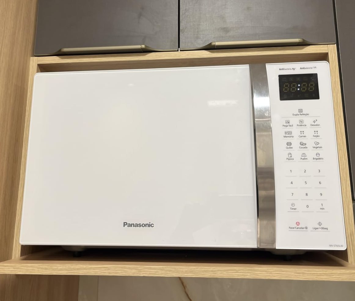 Panasonic Micro-ondas 34L Branco 127v NN-ST65LWRU