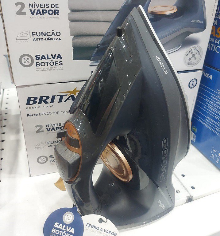 Ferro de Passar Roupa Britânia a Seco e a Vapor Base Nano ceramic - 110v/220v