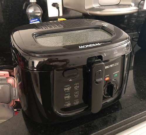 Fritadeira Elétrica a Óleo Mondial Big Fry 2,7L Preta Tampa com Visor - 220v