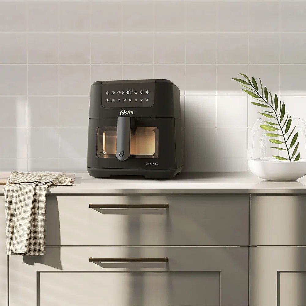 Fritadeira Airfryer Sem Oleo Oster 4,6l 1500w Ofrt970 Cor Preto