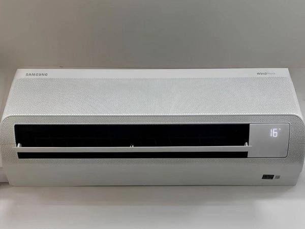 Ar-condicionado Split Inverter 9000 Btus Samsung Windfree Ai Wi-fi High Wall Só Frio Ar09dyfaawknaz/ar09dyfaawkxaz 220v