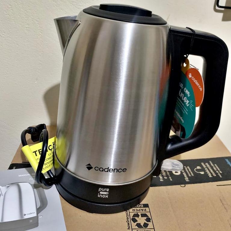 Chaleira Elétrica Cadence Pure Inox 1,7L Desligamento Automatico - 220v