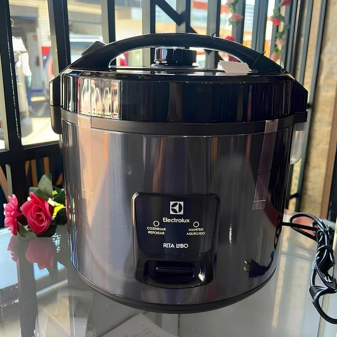 Panela De Arroz Elétrica Electrolux 2l Preta Efficient Visor Glass Por Rita Lobo Erc10 Preto/inox 220v 60hz