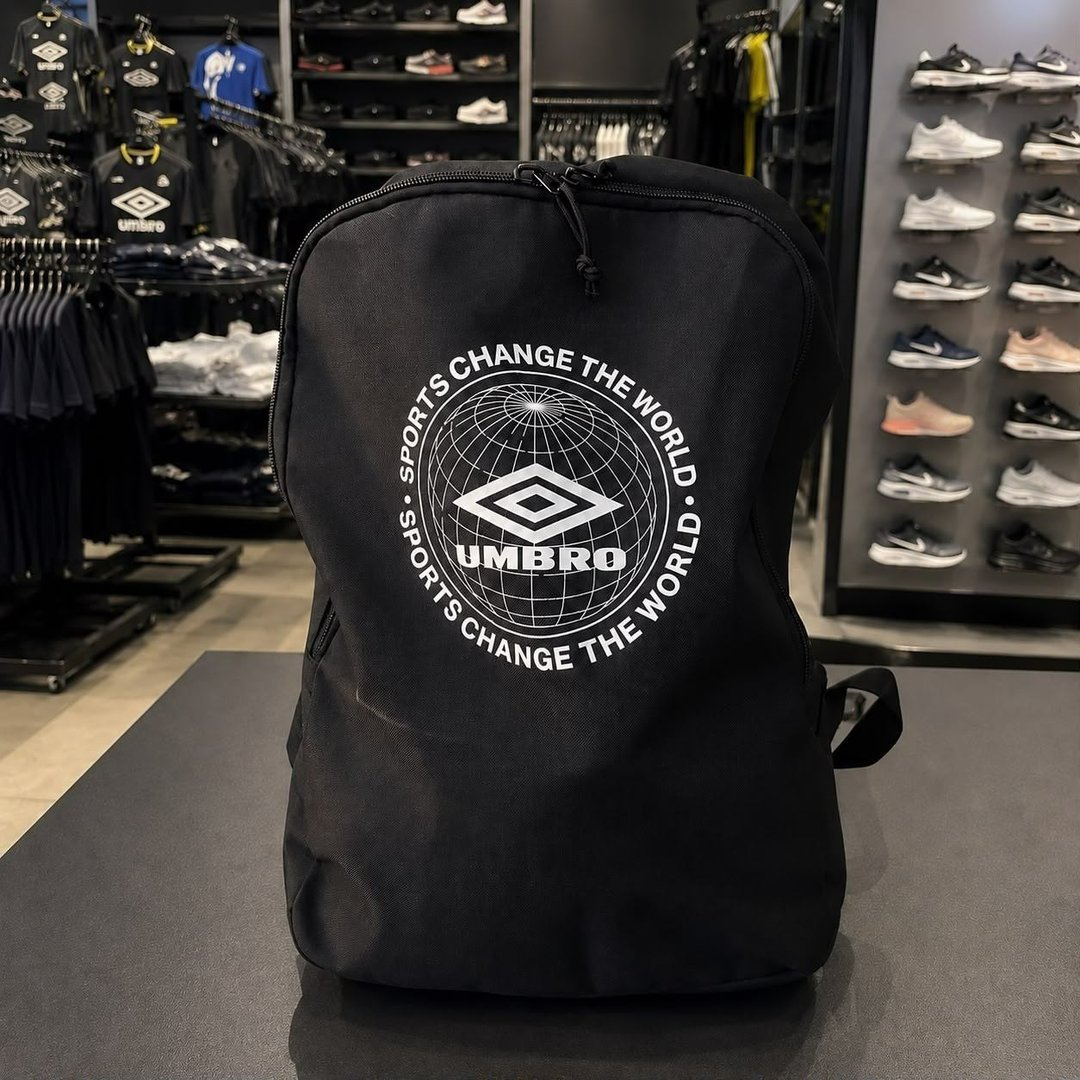 Mochila Umbro Change The World | 2 Cores