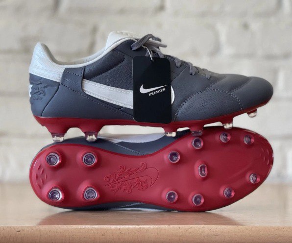 Chuteira Nike Premier III Campo Tecnologia Flyknit Couro - Num. 38 ao 45