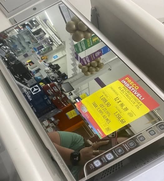Micro-ondas Electrolux 31L Prata Espelhado Painel Integrado Receitas Pré-programadas - 220v