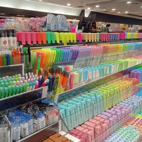 Melhores lojas da Shopee para comprar material escolar 