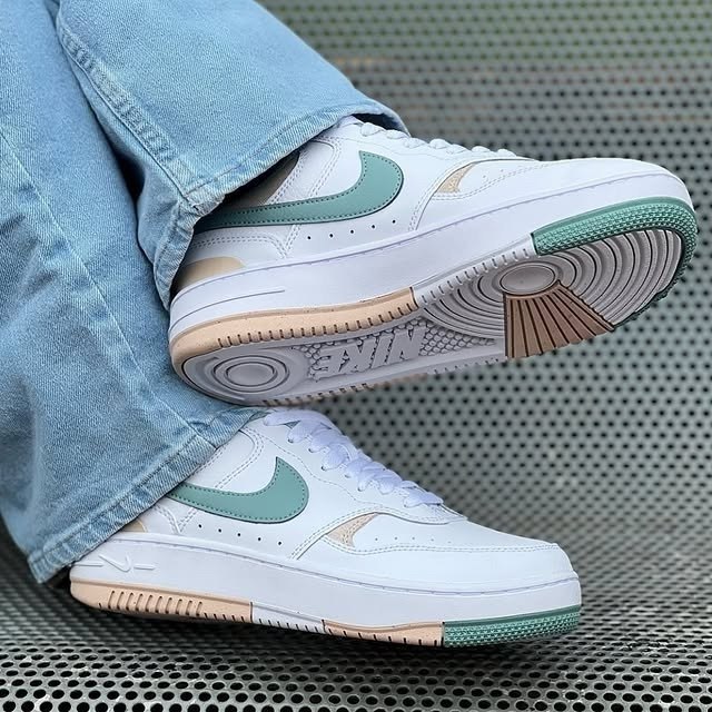 Tênis Nike Gamma Force Feminino