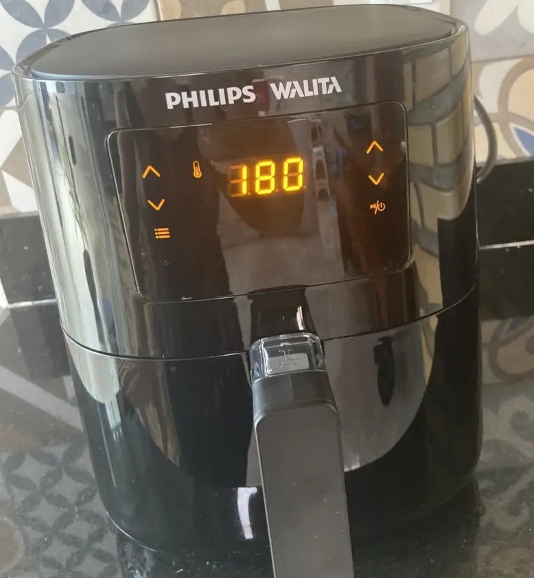 Fritadeira Airfryer Philips Walita Série 3000 Touch Digital 4,1L Preto - 220v