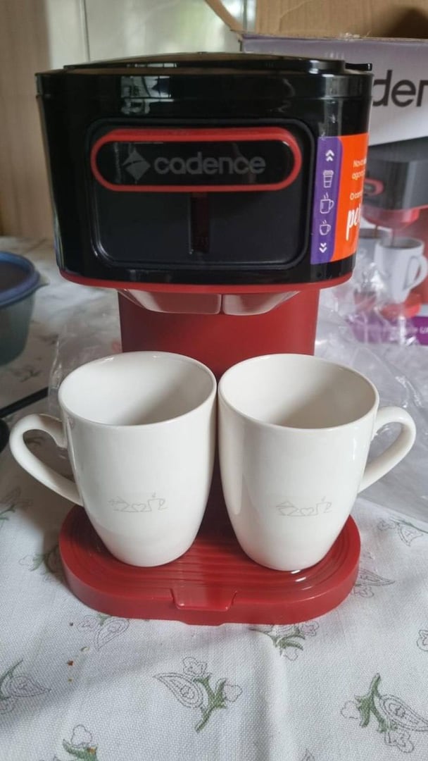 Cafeteira Cadence Single Up, 220V, CAF230