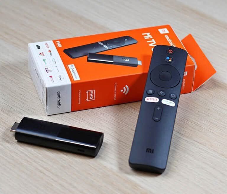 Xiaomi Mi Tv Stick 2ª Geração Full HD Streaming Android Controle Remoto c/ Comando de Voz