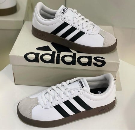 Tênis VI Court Base adidas